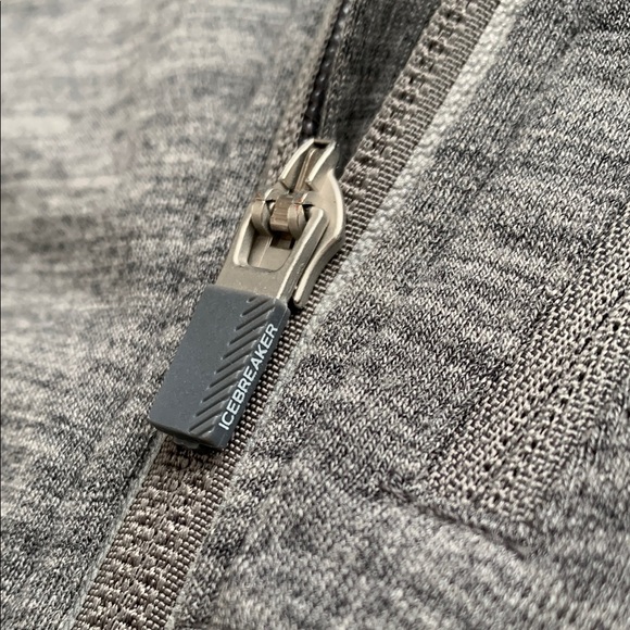 Icebreaker Quantum Long Sleeve Full Zip Hood - Picture 5 of 14